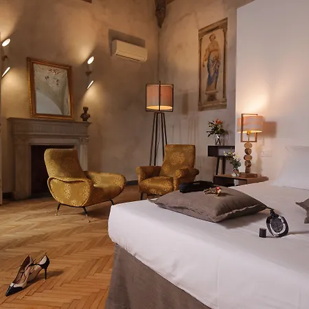 Lungarno Vespucci 50 Hotel