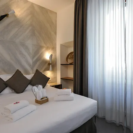 Hotel Lungarno Vespucci 50