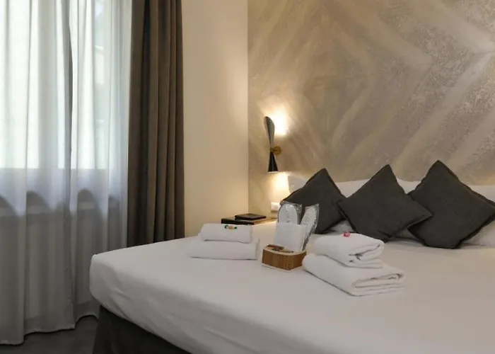 Lungarno Vespucci 50 Hotel 4*