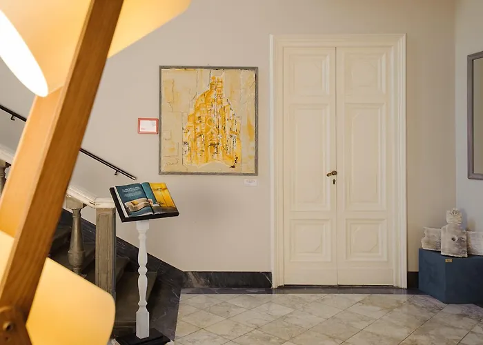 Lungarno Vespucci 50 Florenz