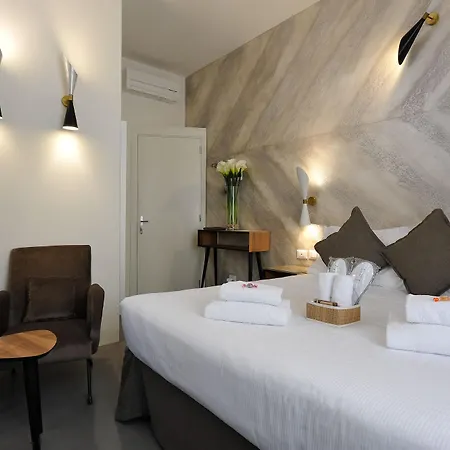 Lungarno Vespucci 50 Otel