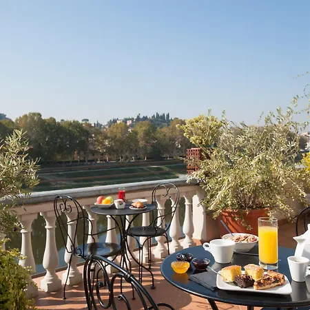 Otel Lungarno Vespucci 50