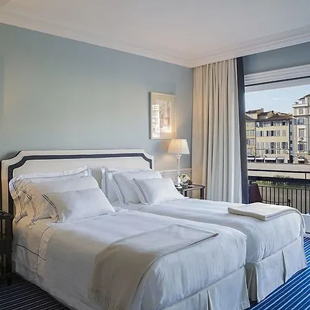Otel Lungarno Vespucci 50