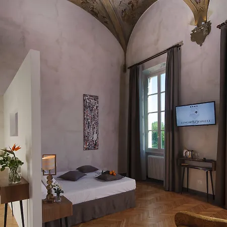 Lungarno Vespucci 50 Firenze