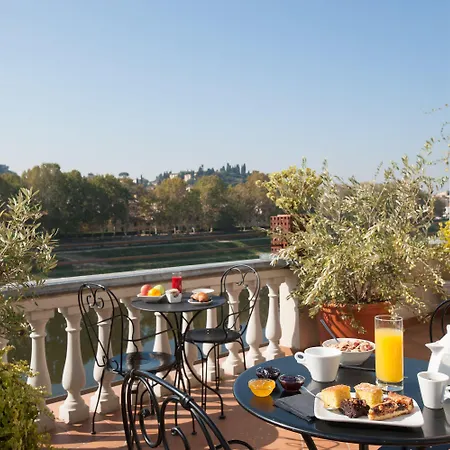 Lungarno Vespucci 50 Hotel