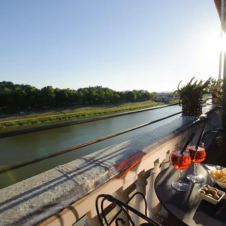 Lungarno Vespucci 50 Hotel 4*