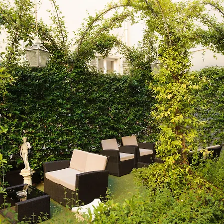 Hotel Lungarno Vespucci 50